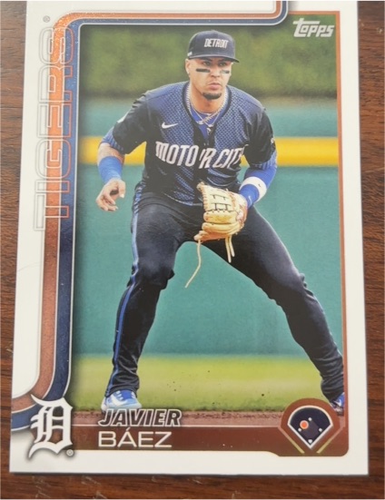 2025 Topps #545 Javier Báez — front