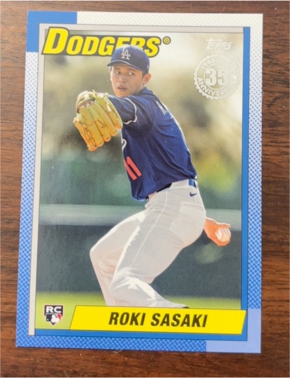 2025 Topps Series 2 #90B2-37 Roki Sasaki — front