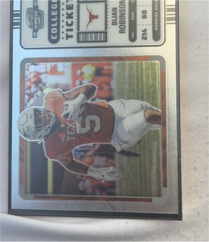 2023 Panini Chronicles Contenders College Ticket #7 Bijan Robinson — front