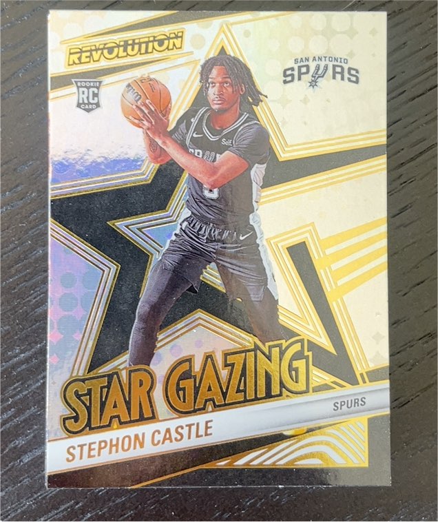 2024-25 Panini Revolution #4 Stephon Castle Star Gazing — front