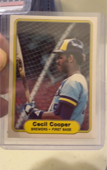1982 Fleer #138 Cecil Cooper — front