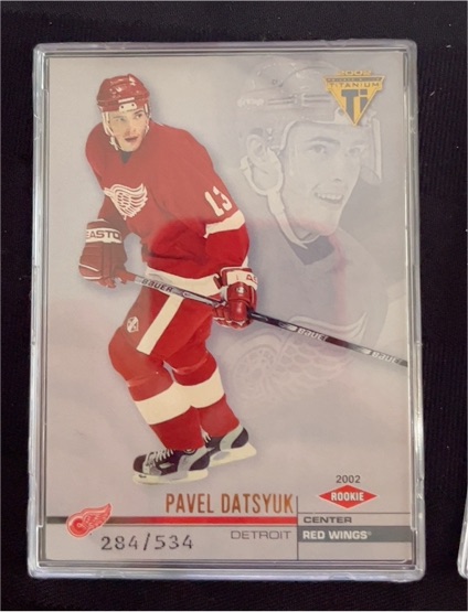 2001-02 Pacific Private Stock Titanium #284 Pavel Datsyuk — front