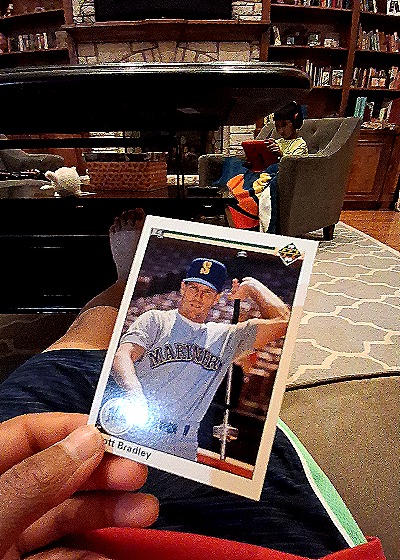 1989 Upper Deck #374 Scott Bradley — front