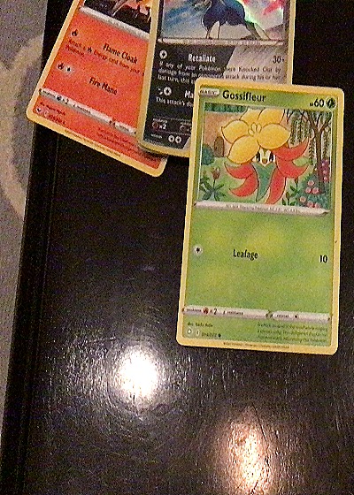 2021 Pokémon TCG Shining Fates #014 Gossifleur — front