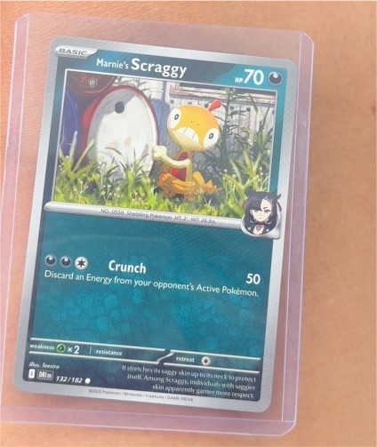 2023 Pokémon TCG Destined Rivals #132 Scraggy — front