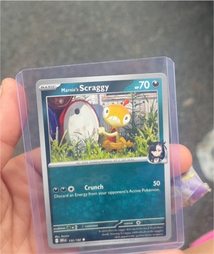 2023 Pokémon TCG SV10: Destined Rivals #132 Marnie's Scraggy — front