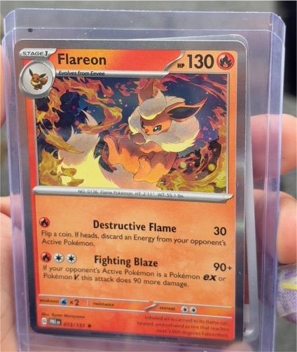 2023 Pokémon TCG Prismatic Evolutions #13 Flareon — front