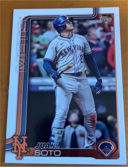 2025 Topps Series 2 #700 Juan Soto — front