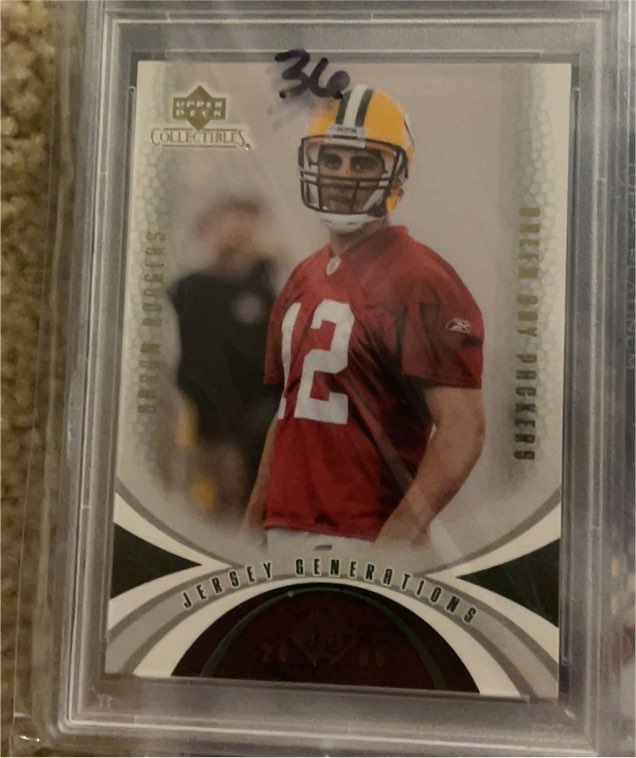2005 Upper Deck Collectibles Jersey Generations #72 Aaron Rodgers Rookie Card — front