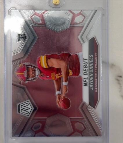 2024 Panini Mosaic NFL Debut #272 Jayden Daniels — front