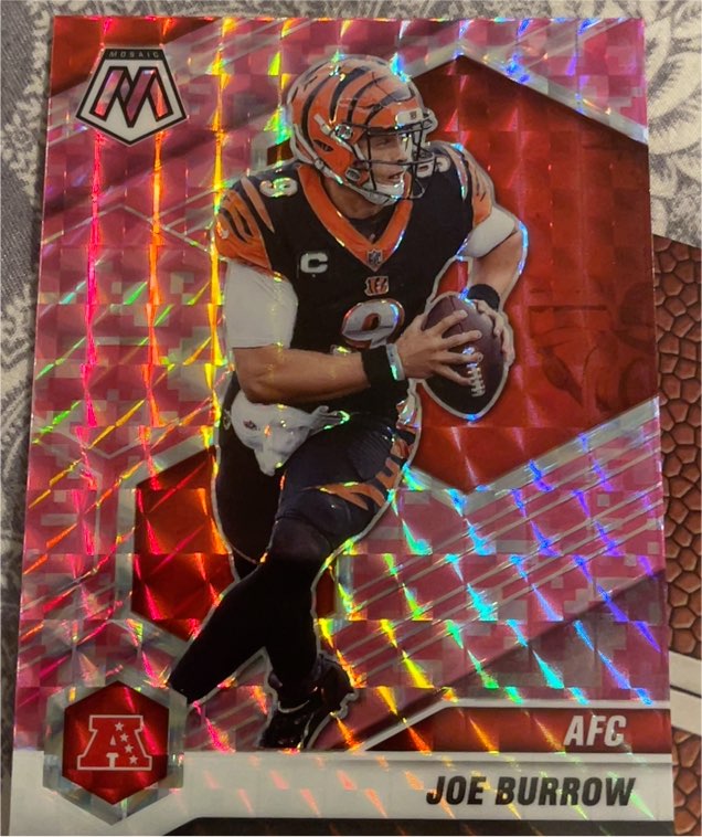 2021 Panini Mosaic #226 Joe Burrow — front