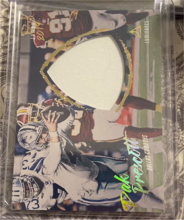 2019 Panini Luminance #J-6 Dak Prescott — front