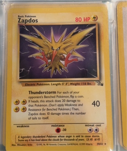 1999 Pokémon Fossil #30 Zapdos — front