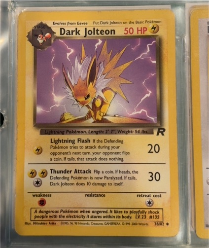 2000 Team Rocket #38 Dark Jolteon — front