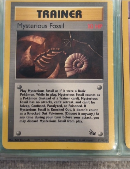 1999 Pokémon Fossil #62 Mysterious Fossil — front