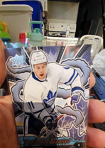 2024-25 Upper Deck Series 2 Young Guns Renewed #249 Zach Hyman — front