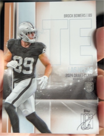 2024 Topps Signature Class #129 Brock Bowers — front