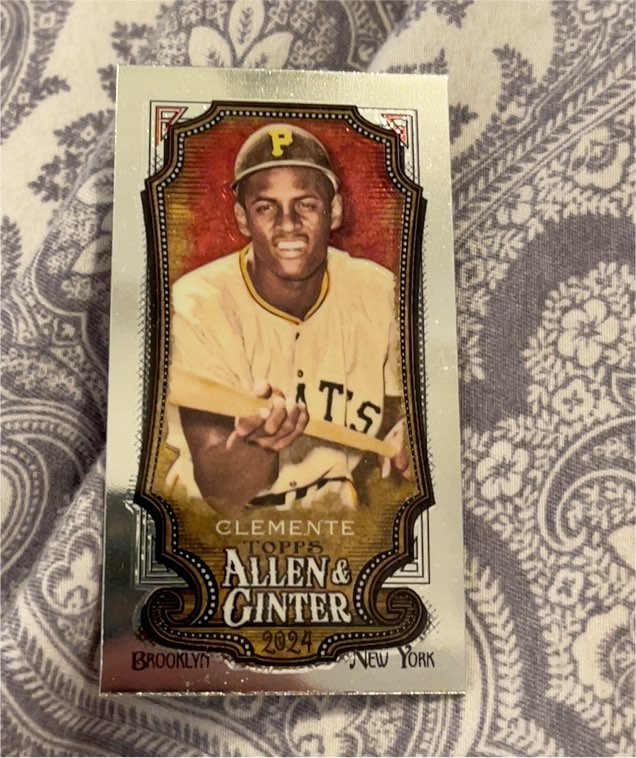 2024 Topps Allen & Ginter Mini #124 Roberto Clemente — front