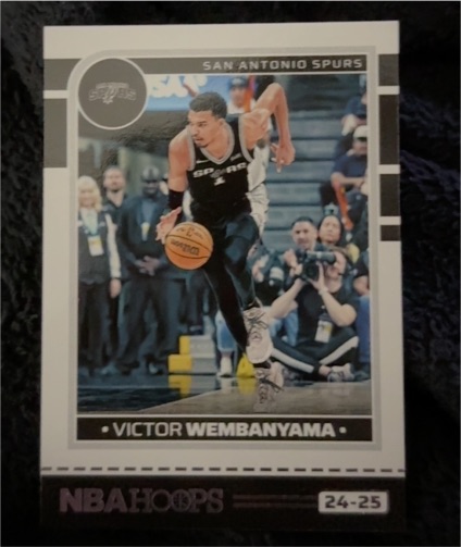 2024-25 Panini NBA Hoops #165 Victor Wembanyama — front
