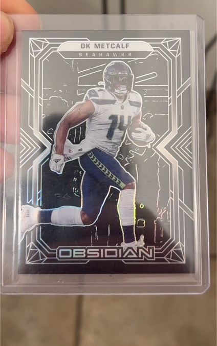 2022 Panini Obsidian DK Metcalf — front
