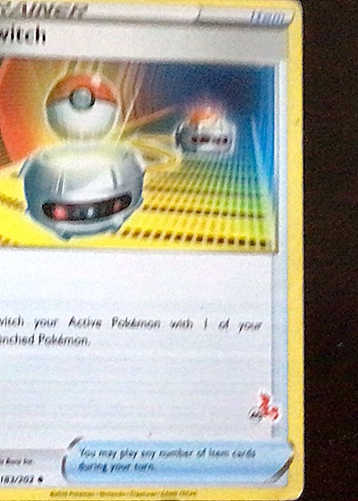 2020 Pokémon Sword & Shield #183 Switch — front