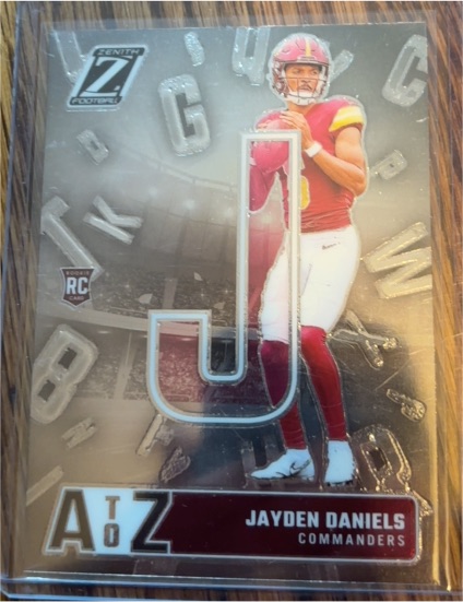 2024 Panini Zenith #10 Jayden Daniels — front
