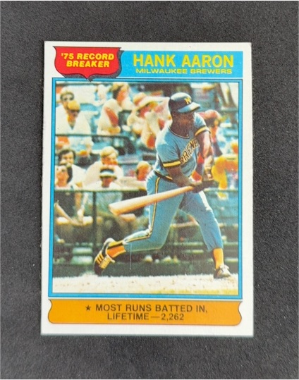 1976 Topps #1 Hank Aaron '75 Record Breaker — front