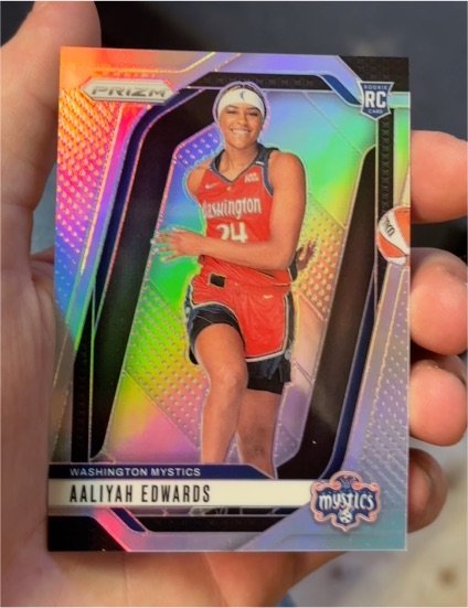 2024 Panini Prizm WNBA #142 Aaliyah Edwards — front