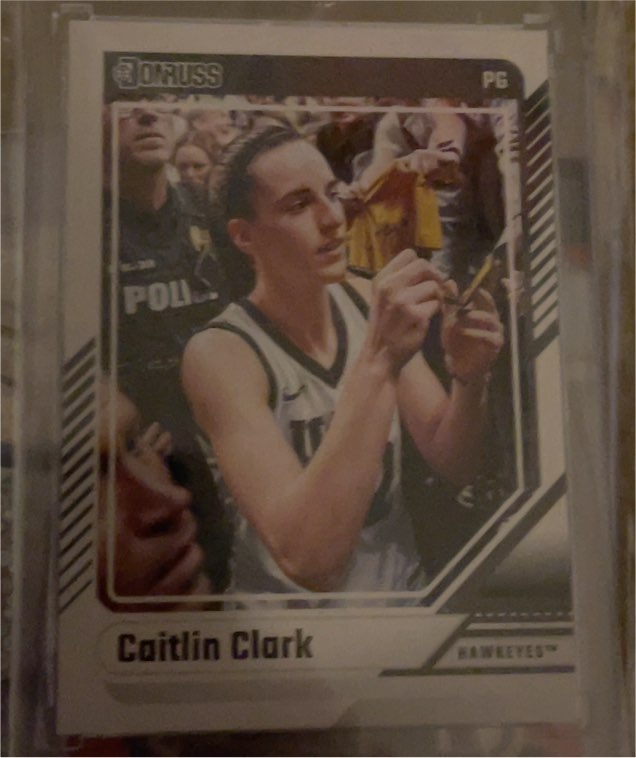 2024 Panini Donruss #7 Caitlin Clark — front