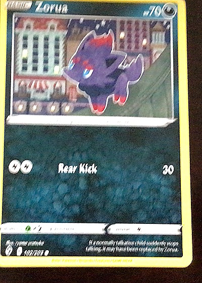 2021 Pokémon SWSH07: Evolving Skies #102 Zorua — front