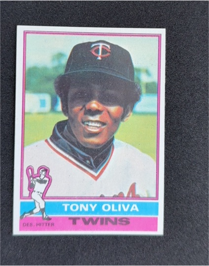1976 Topps #35 Tony Oliva — front