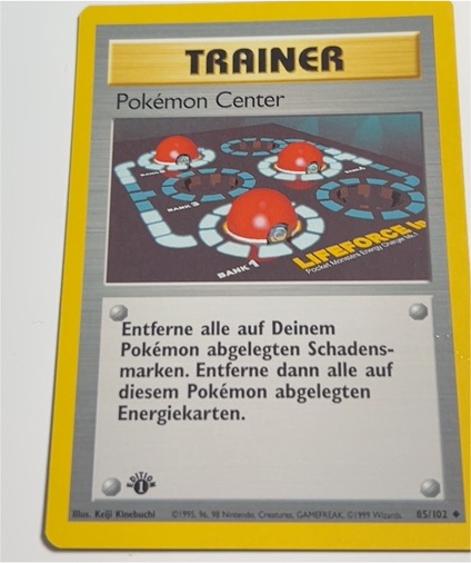 1999 Pokémon Base Set #85 Pokémon Center — front