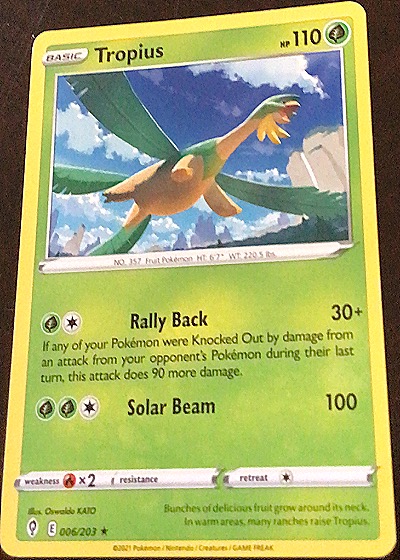 2021 Pokémon Evolving Skies #006 Tropius — front