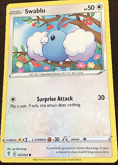 2021 Pokémon TCG Evolving Skies #132 Swablu — front