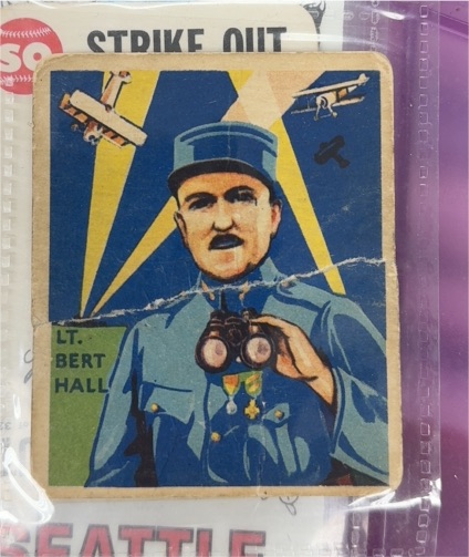 1933 National Chicle Sky Birds #15 Lt. Bert Hall — front