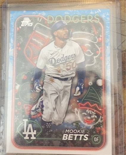 2024 Topps Holiday #H135 Mookie Betts — front