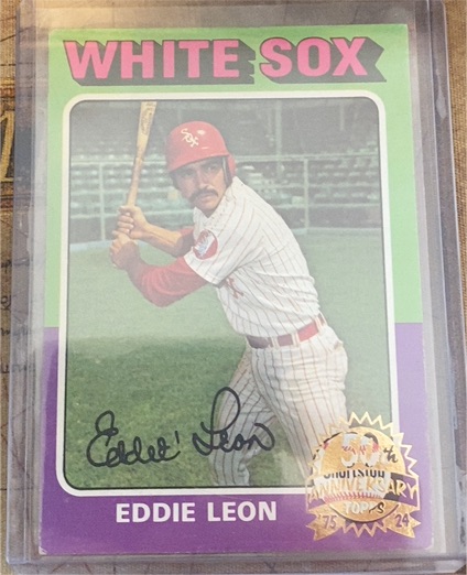 1975 Topps Mini #528 Eddie Leon — front