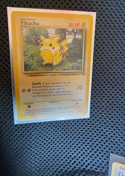 1999 Pokémon Jungle #60 Pikachu — front
