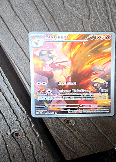 Blaziken 192/182 Sv10: Destined Rivals Illustration Rare — front