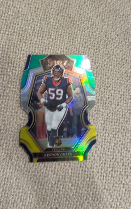 2022 Panini Select Premier Level Die-Cut #140 Kenyon Green — front
