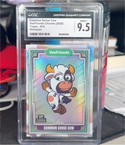 2025 Topps Chrome VeeFriends #15 Common Sense Cow — front