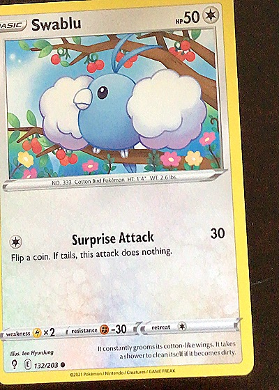 2021 Pokémon Sword & Shield Evolving Skies #132 Swablu — front