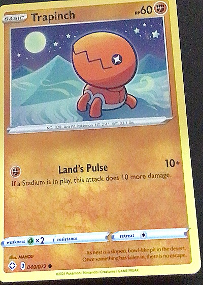 2021 Pokémon TCG Shining Fates #040 Trapinch — front