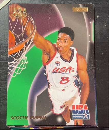 1996 SkyBox USA #8 Scottie Pippen — front