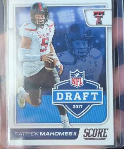 2017 Panini Score NFL Draft #2 Patrick Mahomes II Rookie Card — front