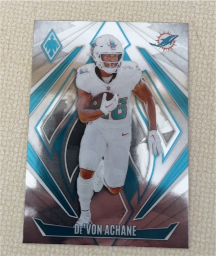 2024 Panini Phoenix #135 De'Von Achane — front