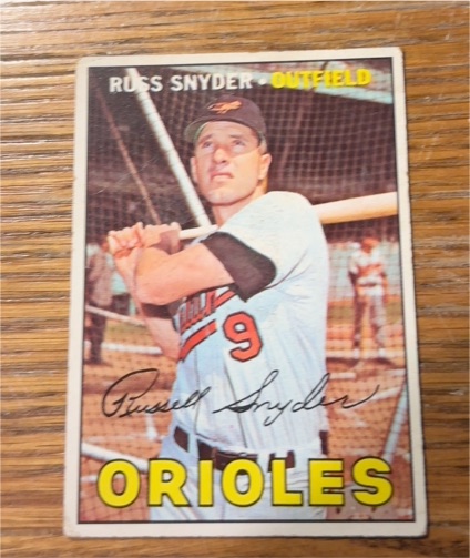 1967 Topps #405 Russ Snyder — front