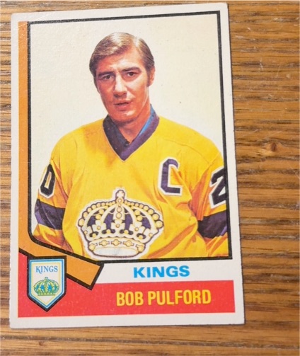 1974-75 Topps Hockey #229 Bob Pulford — front