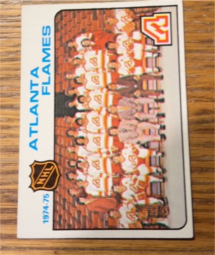 1975-76 Topps #85 Atlanta Flames — front