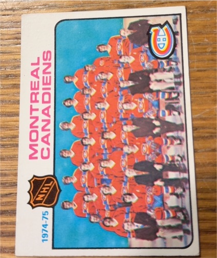 1975-76 Topps #90 Montreal Canadiens — front